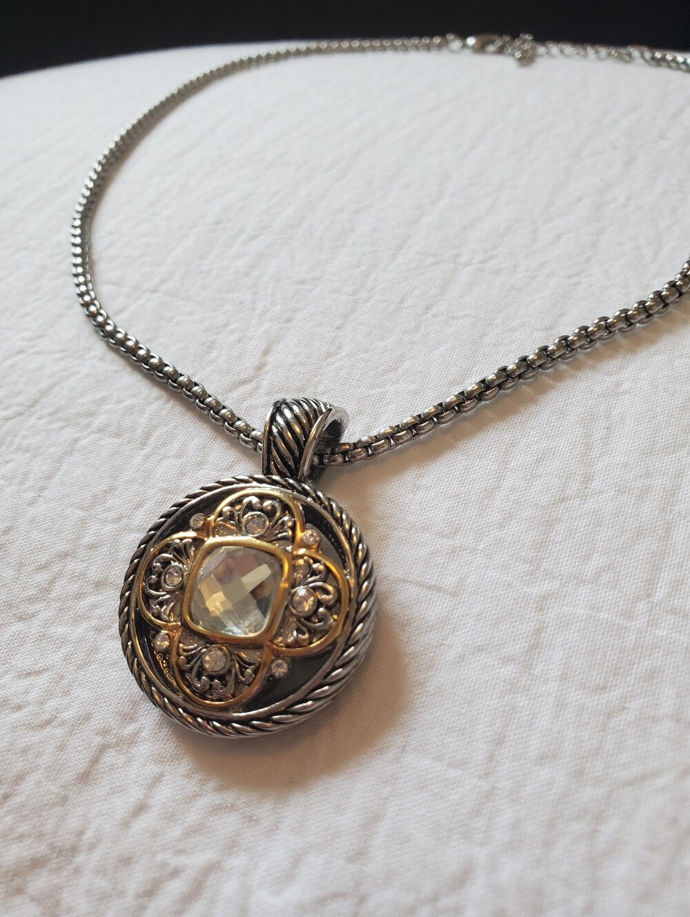 Two-tone Pendant With Clear Gem And Filigree Details On Bold Chain